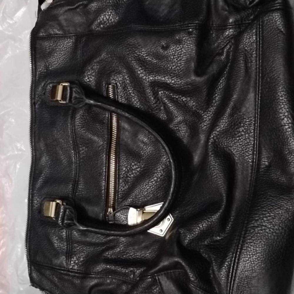 Steve Madden's purse